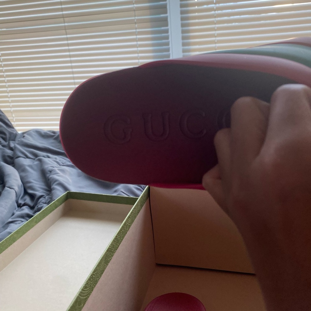 Gucci Textured Olive Box - Picture 3 of 4